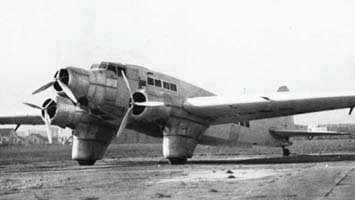 Caproni Ca.132 Bombardero-Transporte Diurno