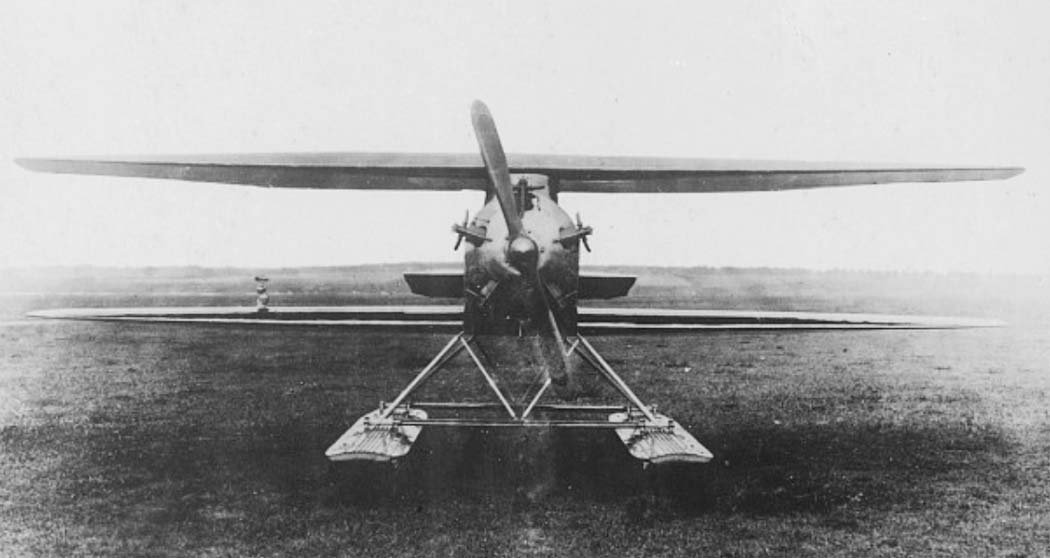 U.1 hidroavión de reconocimiento
