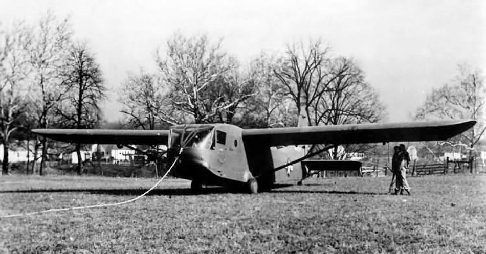 Waco CG-15 planeador de carga