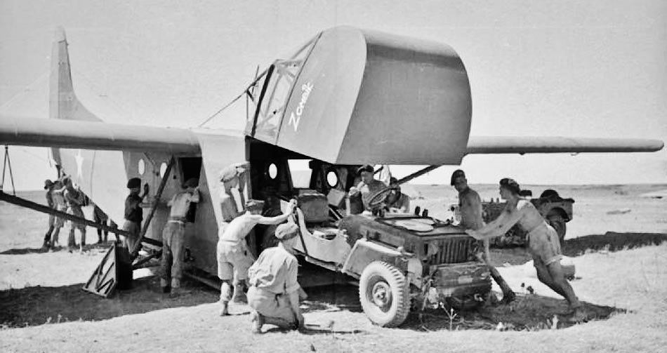 CG-4 Hadrian planeador de transporte militar