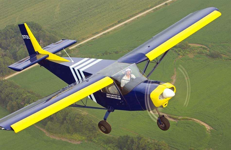 Avión STOL CH-801