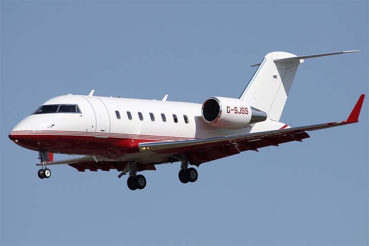 Challenger 605 business jet